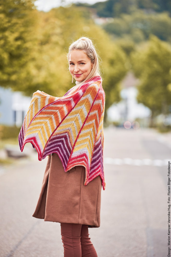 Tuch eleven Parts  | Wollpaket mit Paint Socks  | Stricken | Veronika Hug, Woolly Hugs, Christophorus Verlag