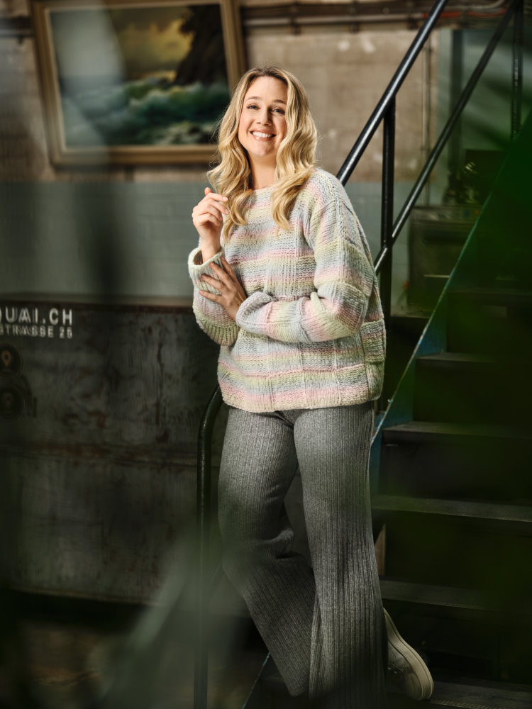 Sweater Schachbrettmuster | Anleitungsheft | Wolle Smooth  | Stricken | Pro Lana