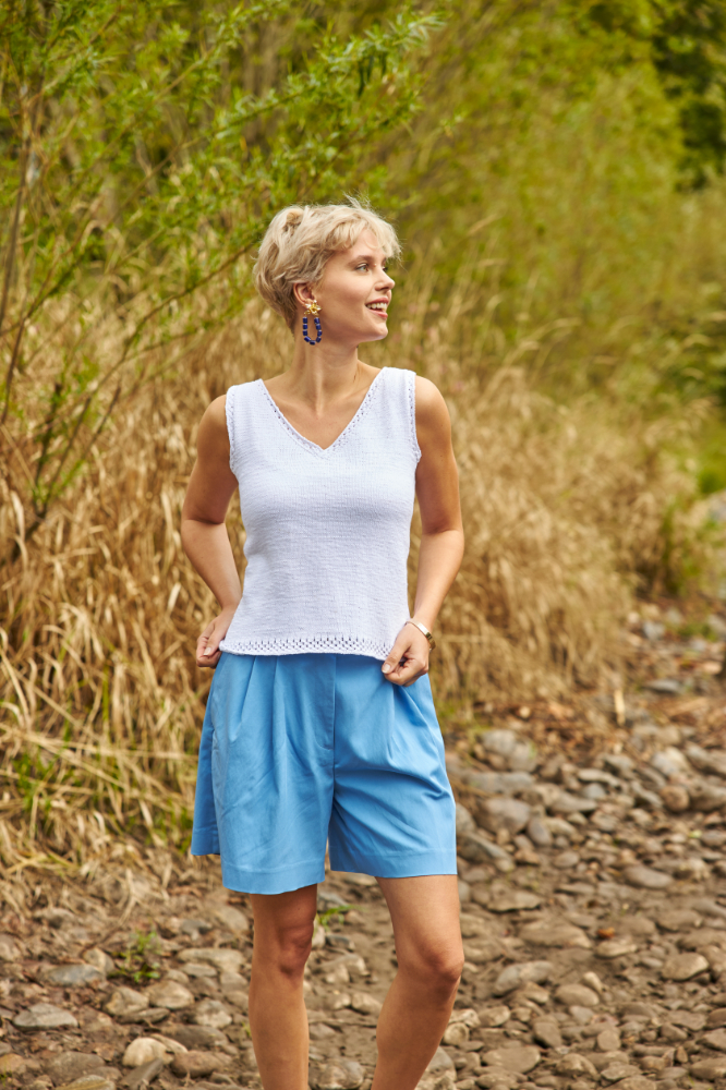 Top mit V-Ausschnitt | Anleitungsheft | Wolle Baby Cotton Organic  | Stricken | Regina Bühler, Pro Lana Top mit V-Ausschnitt | Anleitungsheft | Wolle Baby Cotton Organic  | Stricken | Regina Bühler, Pro Lana