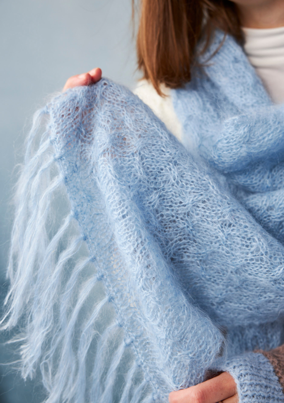 Schal mit Zopfstreifen  | Wollpaket mit Kid Mohair 100  | Stricken | Pro Lana