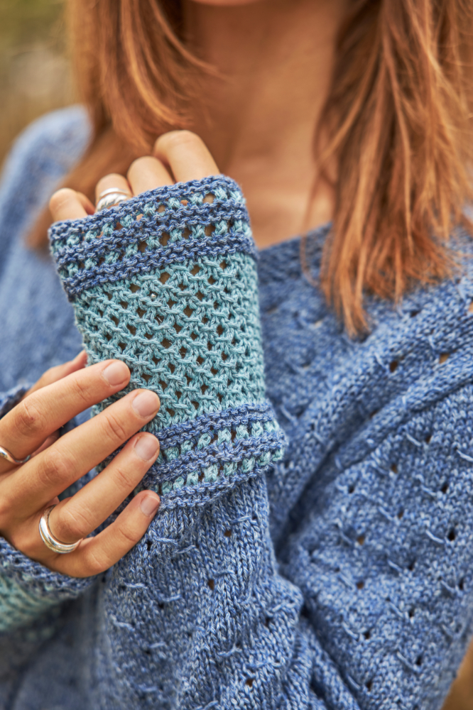 Zeifarbige Jacke mit Strukturmustern | Anleitungsheft | Wolle Montenegro  | Stricken | Regina Bühler, Pro Lana Zeifarbige Jacke mit Strukturmustern | Anleitungsheft | Wolle Montenegro  | Stricken | Regina Bühler, Pro Lana