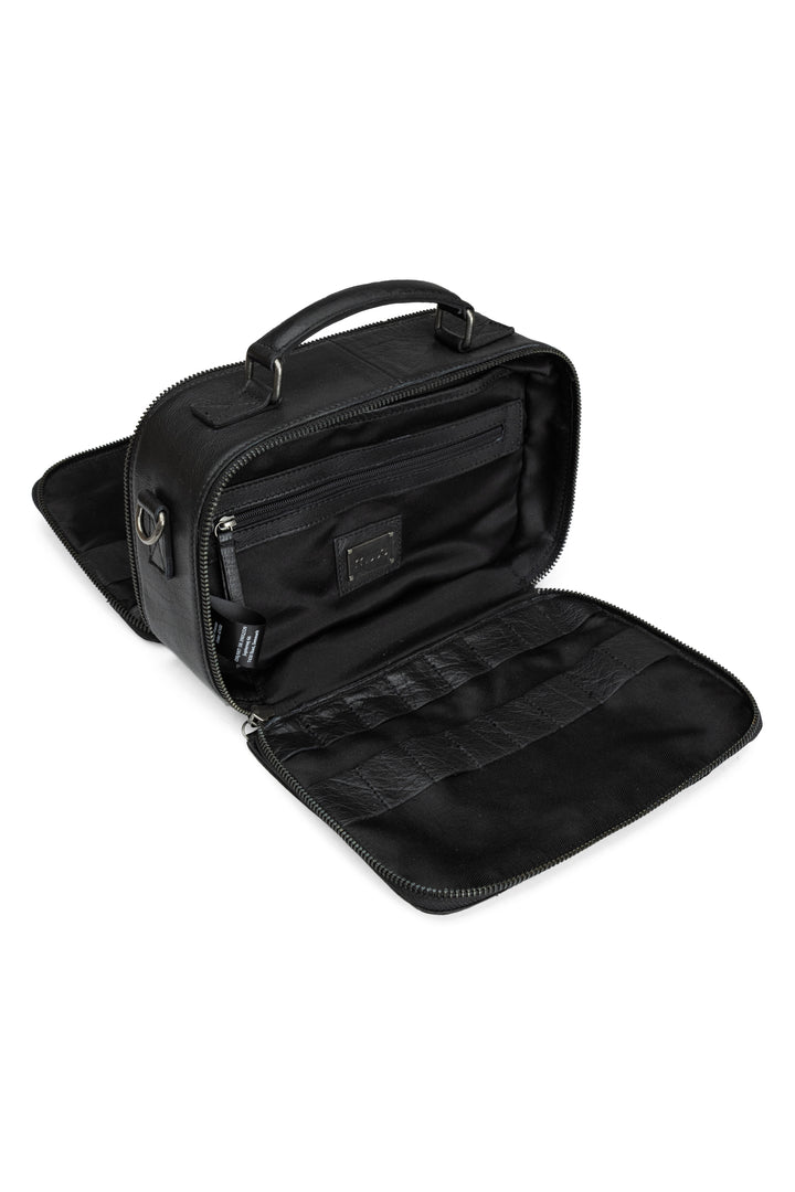 lilly - hochwertige ledertasche für deine strickutensilien, handgefertigt aus Echtleder von muud black