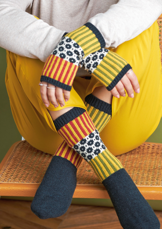 Accessoires-Set Socken & Armstulpen Farbenfroh | Wollpaket mit Merino Silk Socks Stretch, 4-fach | Stricken