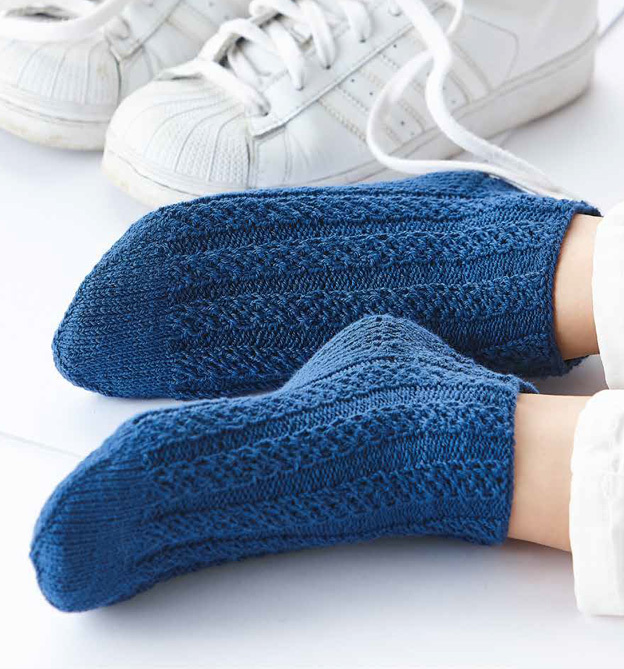 Sneakersocken stricken - Heiße Socken für heiße Tage