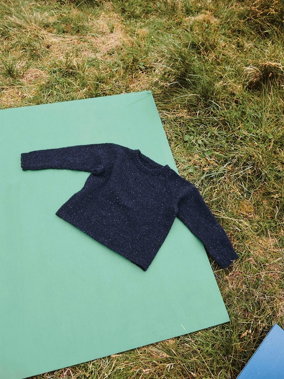 Debutant Kinder Sweater ( von unten nach oben ) | Anleitungsheft + Wolle Tweed recycled | Stricken