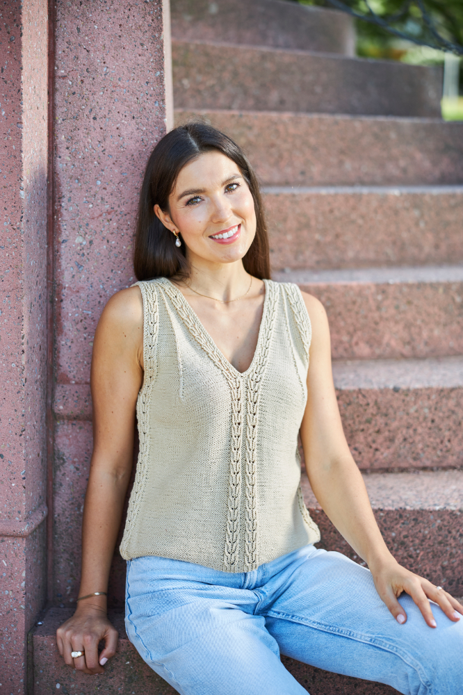 Top mit Fantasie-Musterstreifen in Natur | Anleitungsheft | Wolle Basic Cotton 0106 - sand | Stricken | Regina Bühler, Pro Lana, Christophorus Verlag