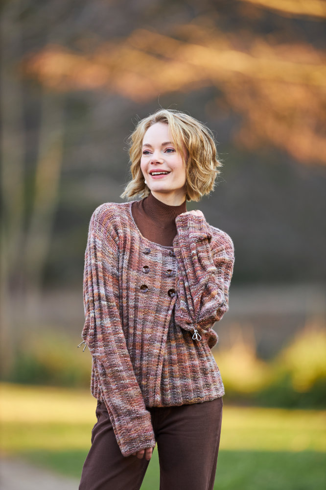 Jacke mit Rippenmuster  | Wollpaket mit Laos Kettgarn  | Stricken | Pro Lana, Christophorus Verlag