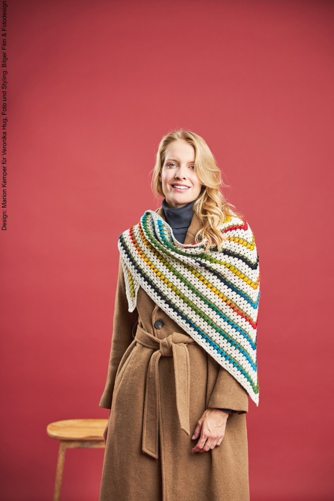 Tuch Colour Way  | Wollpaket mit Merino Silk Socks Stretch, 4-fach  | Häkeln | Veronika Hug, Woolly Hugs, Christophorus Verlag