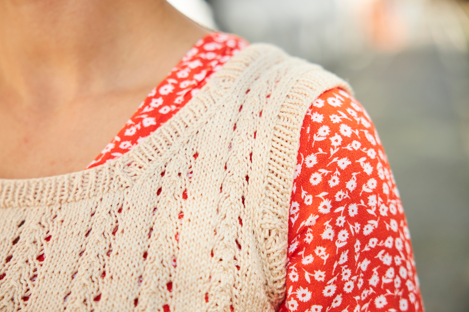 Top mit Ajourmustern | Anleitungsheft | Wolle Basic Cotton 0005 - beige | Stricken | Regina Bühler, Pro Lana Top mit Ajourmustern | Anleitungsheft | Wolle Basic Cotton 0005 - beige | Stricken | Regina Bühler, Pro Lana