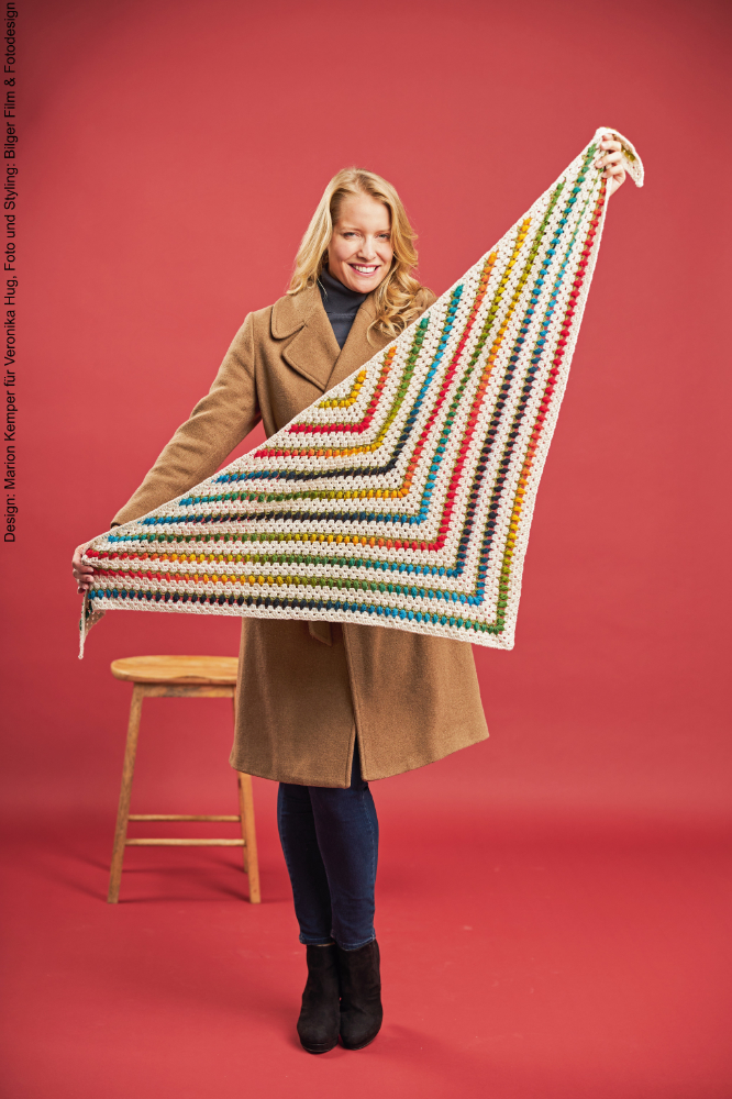 Tuch Colour Way  | Wollpaket mit Merino Silk Socks Stretch, 4-fach  | Häkeln | Veronika Hug, Woolly Hugs, Christophorus Verlag