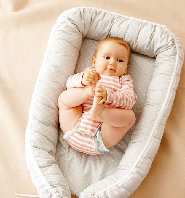 Nähen für Babys - Süße Spielsachen, Kleidung und Accessoires für die Kleinsten. Mit Online-Videos