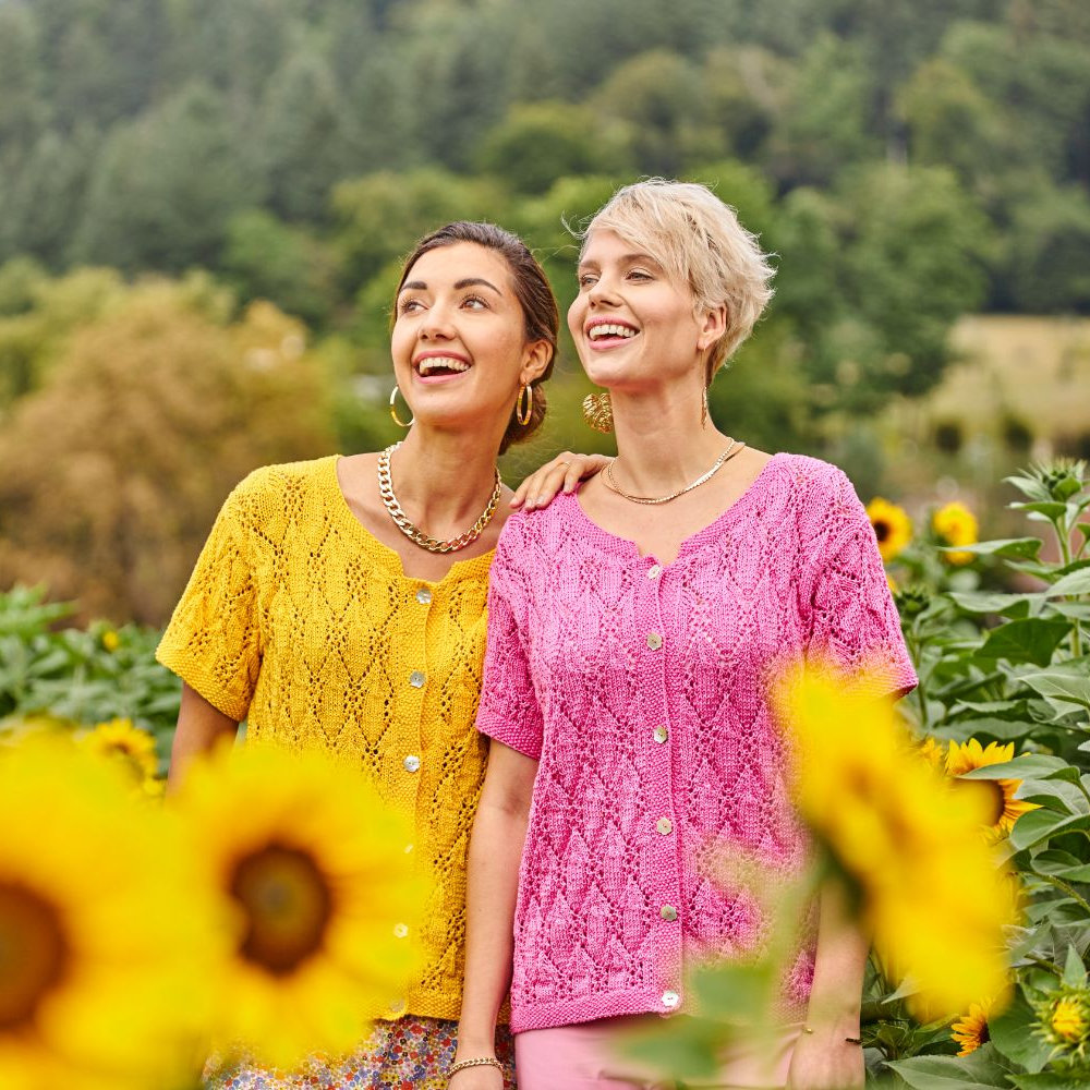 Kurzarmjäckchen mit Ajourmuster in Pink  | Wollpaket mit Basic Cotton 0035 - flamingo | Stricken | Regina Bühler, Pro Lana Kurzarmjäckchen mit Ajourmuster in Pink  | Wollpaket mit Basic Cotton 0035 - flamingo | Stricken | Regina Bühler, Pro Lana